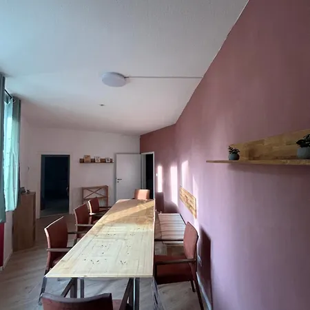 Haus Apartament *