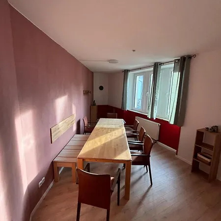 Haus Apartament *